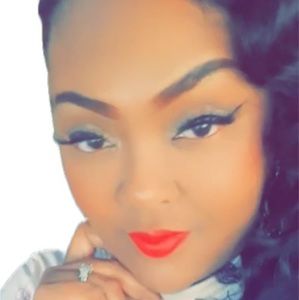 Meet your Posher, Christy